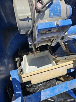 Tile Cutting Machine