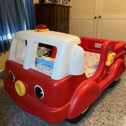 Kids Bed (fire engine)