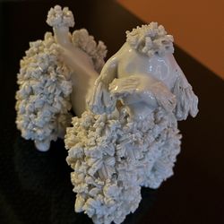 Vintage MCM White Glazed Porcelain Spaghetti Poodle Figurine About 6”L 5”H