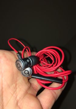 Beats earbuds