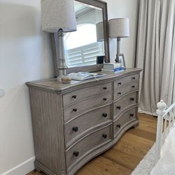 Dresser & Mirror & Lamps & Art Matching Combo 