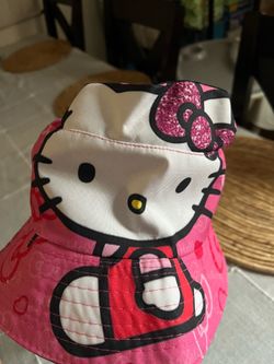 Hello Kitty bucket hat