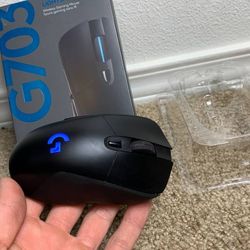 Logitech G703 ((contact info removed)38) Wireless Gaming Mouse
