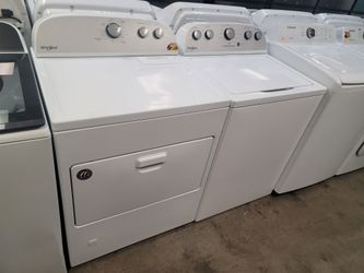 Whirlpool Top Loading Washer With Agitator And Gas Dryer Set