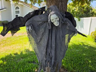 Hanging Grim Reaper Halloween Decoration