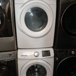 Samsung VRT Steam Washer And Dryer Combo 