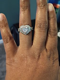 Silver Heart-Shaped Halo CZ Ring size 8