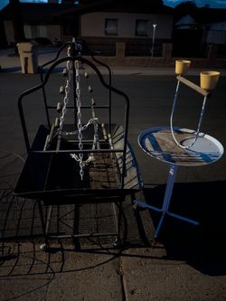 Free bird stands