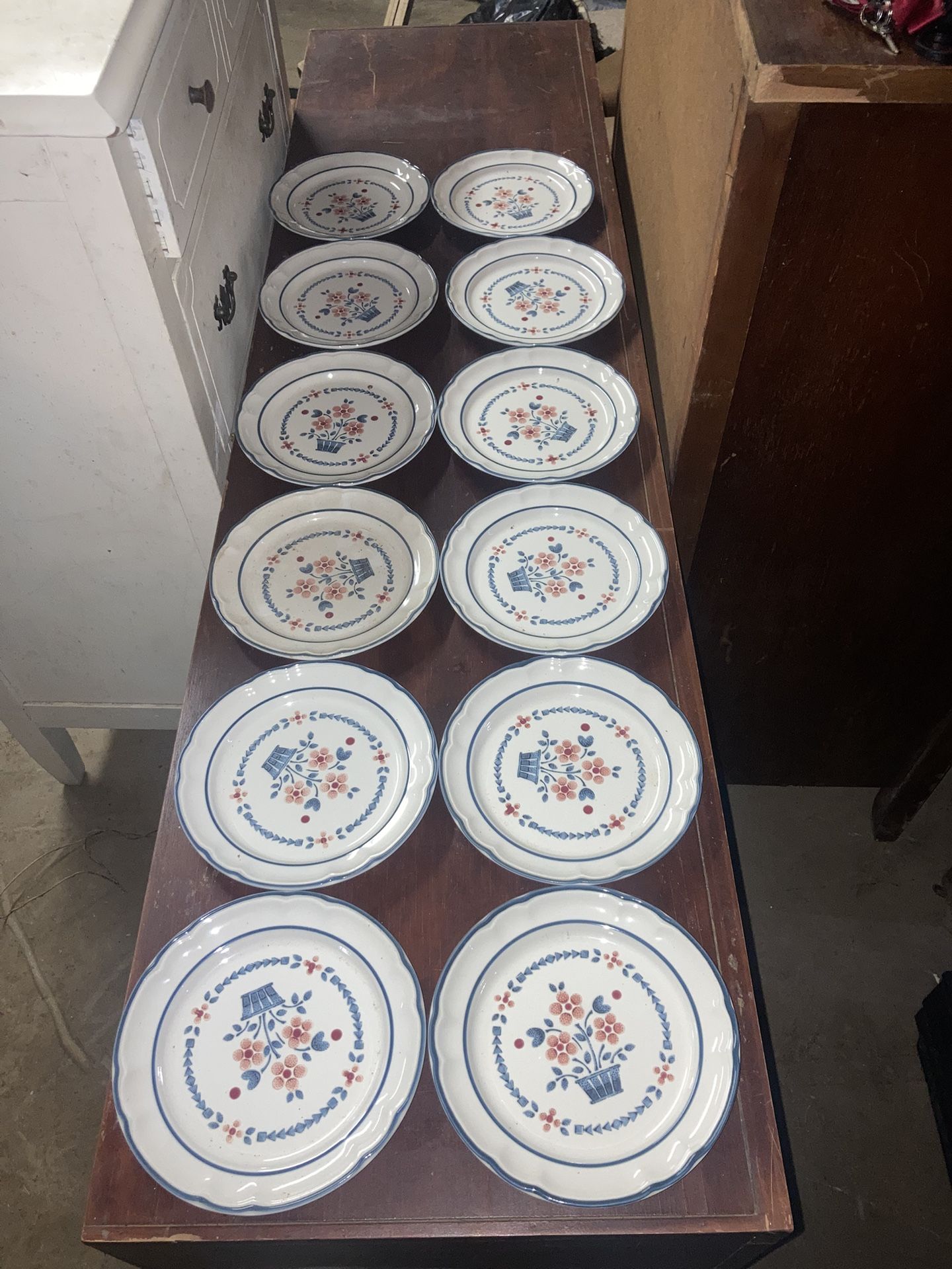 Cumberland Brambleberry Stoneware Salad Plate Set Of 12