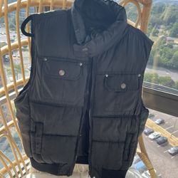 Men’s Black Puffer Vest Jacket Size Large 