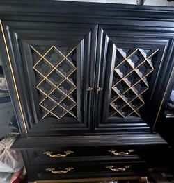 Vintage dresser