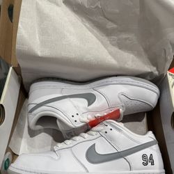 Nike SB Dunk Low Supreme 94 White Metallic Silver Size 9