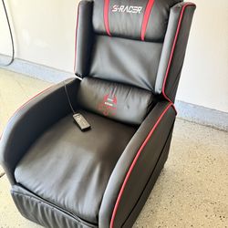 S racer gaming chair.