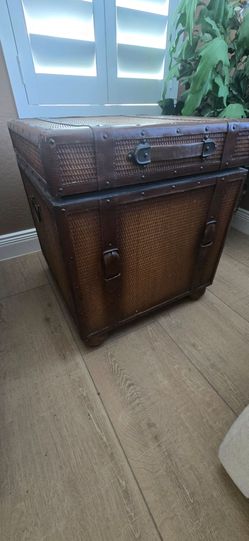 Woven Trunk