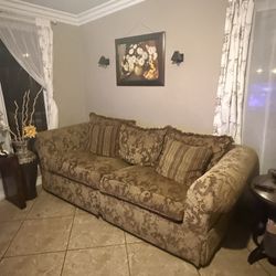 Sofa Set