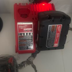 M18 18-Volt Lithium-Ion REDLITHIUM FORGE Starter Kit with 12.0Ah Battery and Rapid Charger