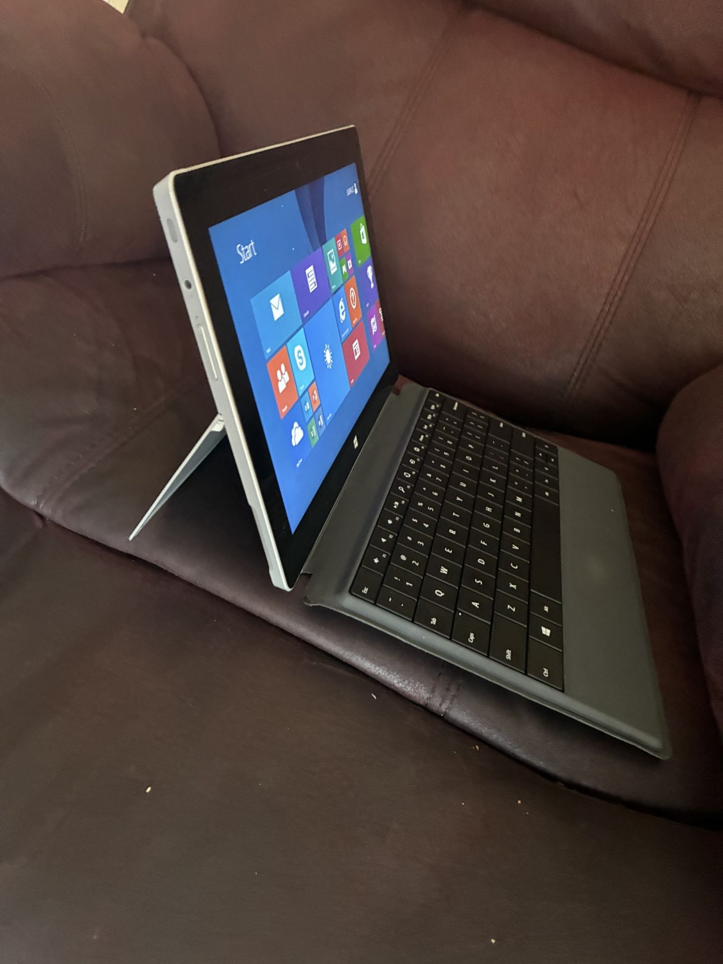 Microsoft Surface Pro 3 Quad Core 1.7GHz 2GB DDR3 32GB SSD Win RT 8.1