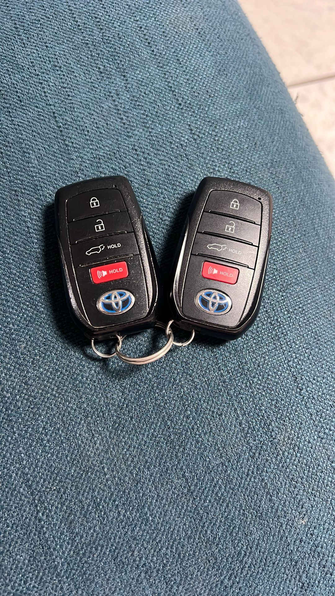 2021 - 24 TOYOTA VENZA SMART KEY REMOTE FOB (4-BTN) FCC: HYQ14FBX MINT!