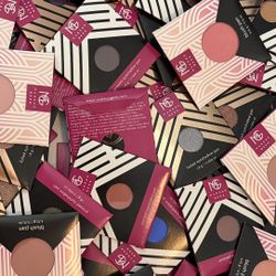 HUGE Makeup Bundle – 68 Makeup Geek Eyeshadows, 8 Blushes + Lashes, Powders, Sponges – BRAND NEW