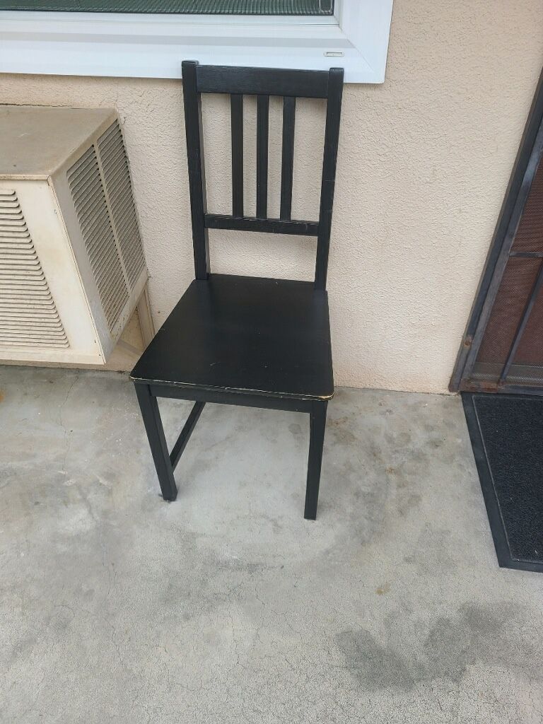 Free Wooden Chair