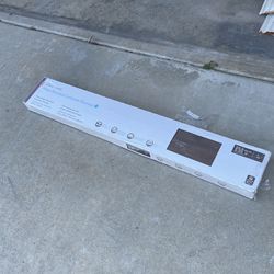 1 Box (23.9 Square Feet)of Brown Water Resistant Laminate Flooring