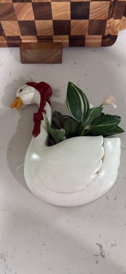 Goose Hanging Wall Vase