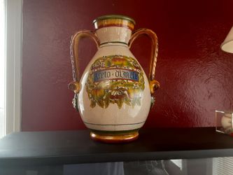 Very Beautiful Looking VINTAGE POTTERY Vase