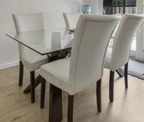 Set Of 4 White Faux Leather Chairs