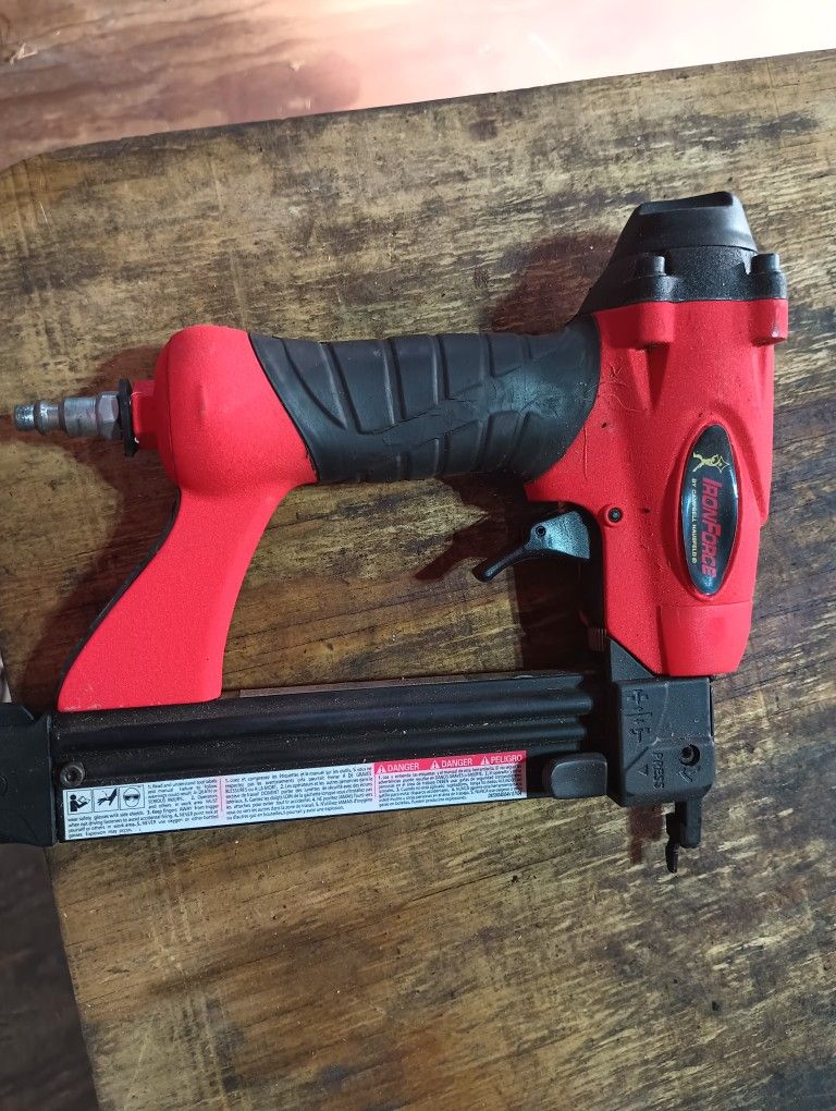 Iron Force Nail Gun Air