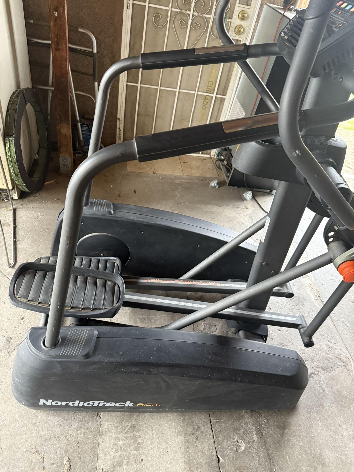 NordicTrack A.C.T Elliptical