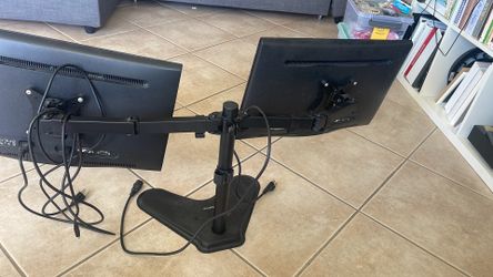 Computer screen with support