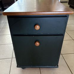 Small Green Nightstand/ Side Table