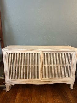 Tv stand