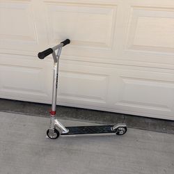 Razor Scooter XXX Stunt Scooter