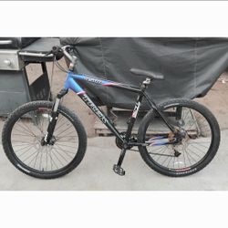 Trek 4500 bike