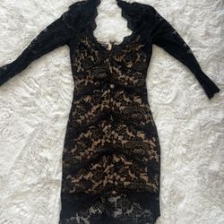 Dress Women’s Size Small Bebe