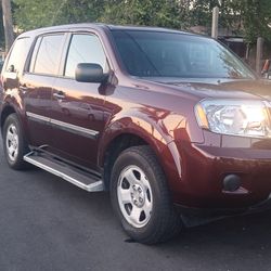 Salvage Title Honda Pilot 2011