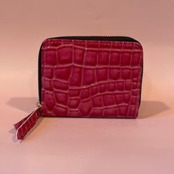 Faux Crocodile Leather Pink Small Wallet Clutch Never Used with Zipper 4.5" L