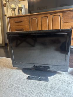 26” Insignia TV