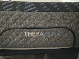 TheraPedic Bed Queen