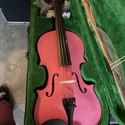 gorgeous  Beautiful • Brand new solid maple wood violin with case and bow ❣️❣️❣️full size 4/4💕💕