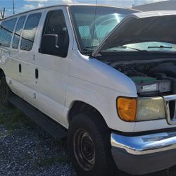 2007 Ford E-350