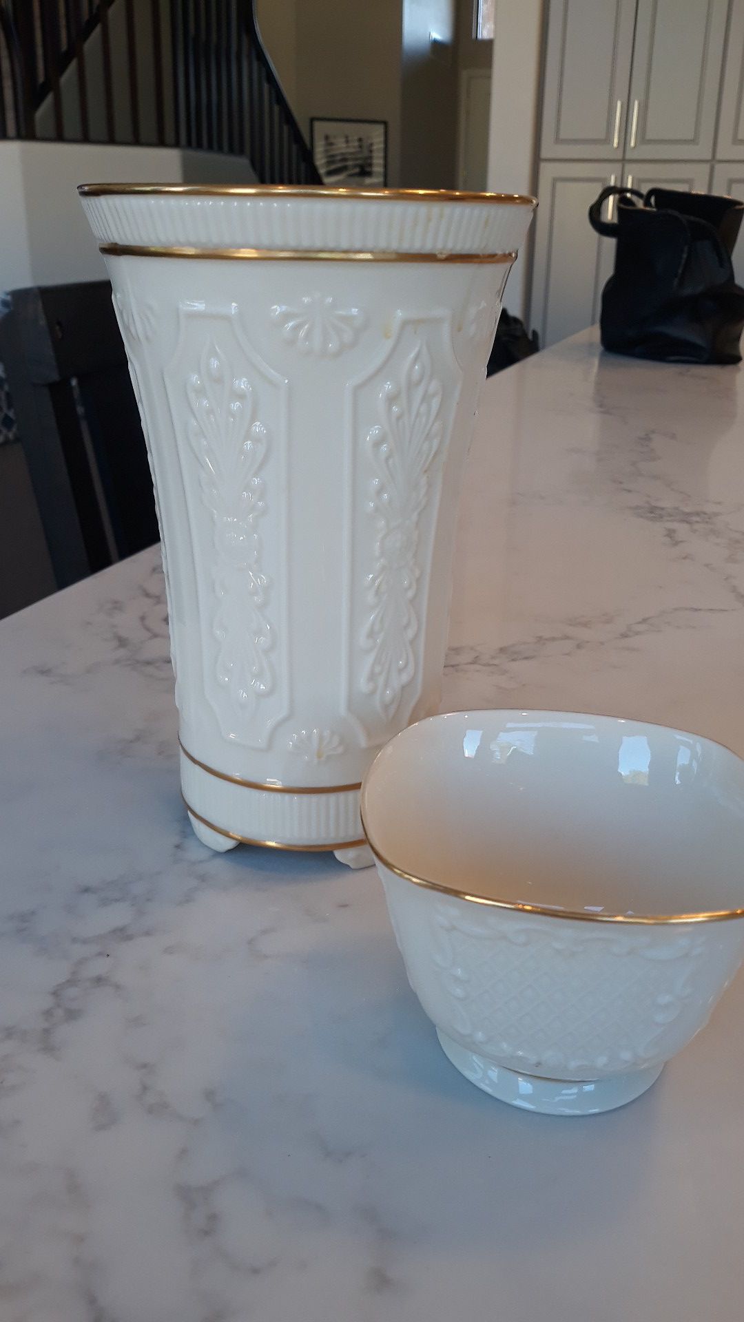2 Lenox Flower Vase & bud vase perfect