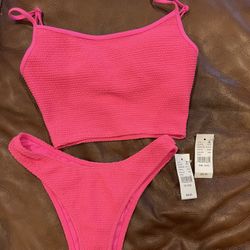 Brand New   Womens      Top S  Bottom XS