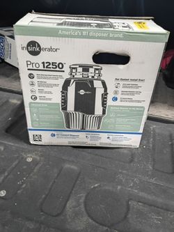 BNIB Insinkerator pro 1250 garbage disposal