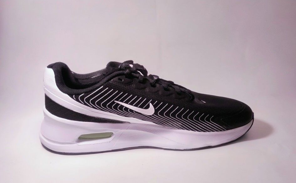 Nike Men's Air Max Nuaxis shoes