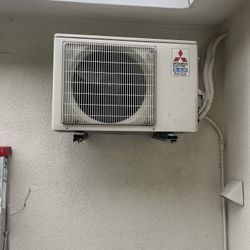 Mini Split Air Conditioner And Heater. 
