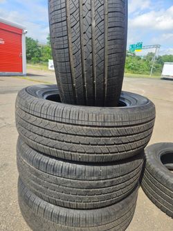 For sale set of tires 275 60 r20 ARROYO