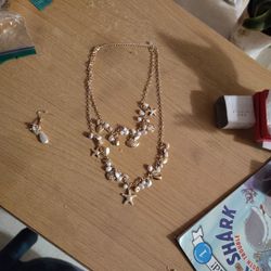 Pearly Treasures Layered Necklace And Earrings Set Vintage Look 