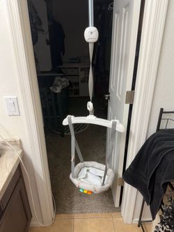 Door jumper